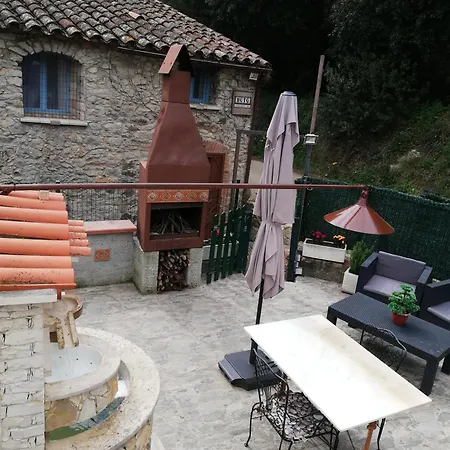 Casa Con Encanto En El Bosque Y A 10 Min De Girona Holiday home